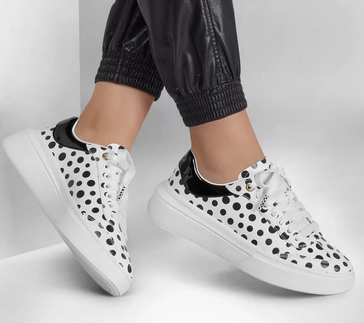 Cordova Classic – Definitely Dotted