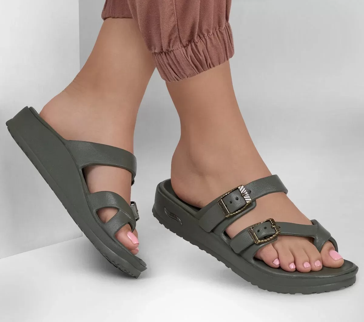 Foamies: Arch Fit Cali Breeze 2.0 – Poppy