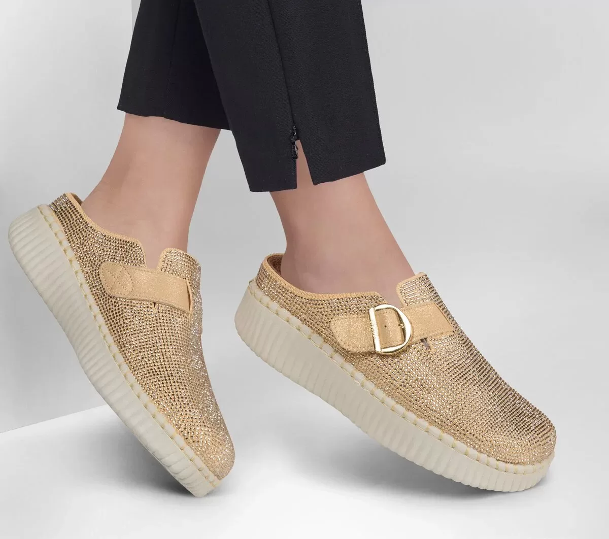 Martha Stewart: Arch Fit Topangah