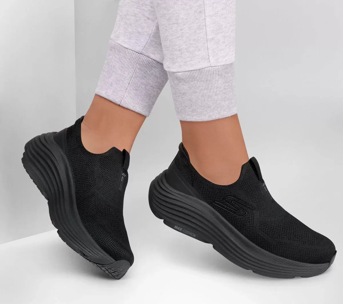 Max Cushioning Endeavour – Sarasota