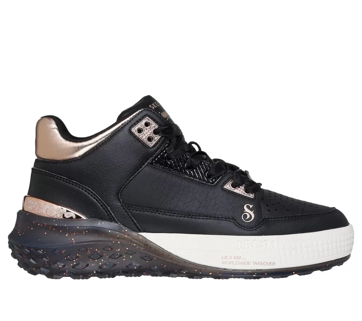 Snoop Dogg: Sizzle – Buckets