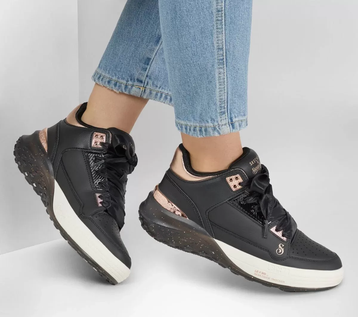 Snoop Dogg: Sizzle – Buckets