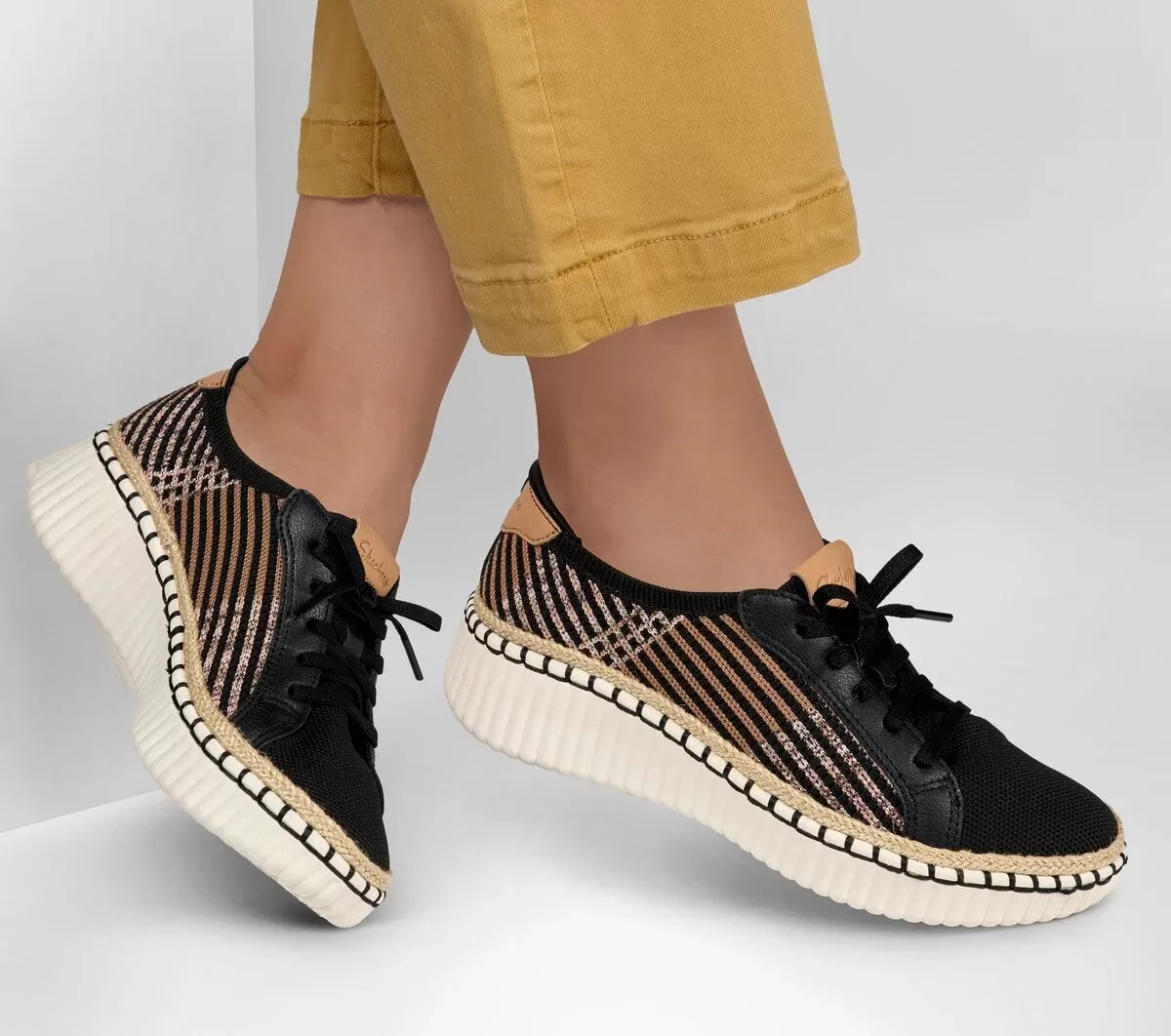 Wilshire Blvd – Breezy Stroll Wilshire Blvd – Breezy Stroll